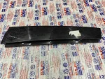 5K6839902B | VW Golf Sağ Arka Kapı Direk Kaplaması - 1