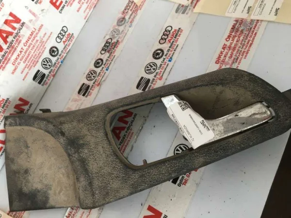 1U0837248 | İç Sağ Ön Kapı Kolu VAG