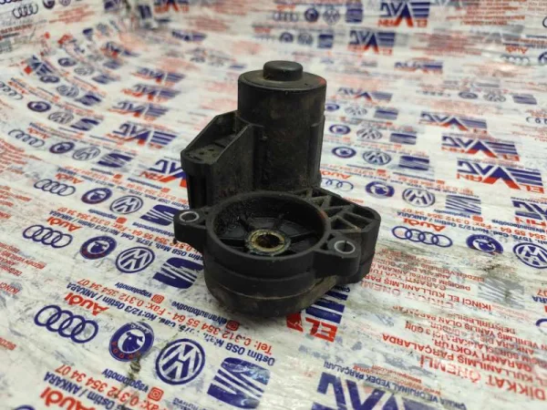 3Q0615406E | Elektrikli Arka Sağ Kaliper VAG