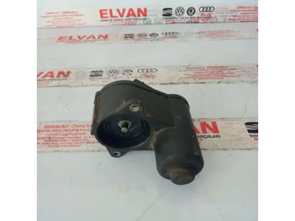 32332267D | Elektrikli Arka Kaliper VAG