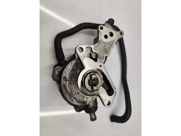 038145209L | VW Transporter Vakum Pompası VAG