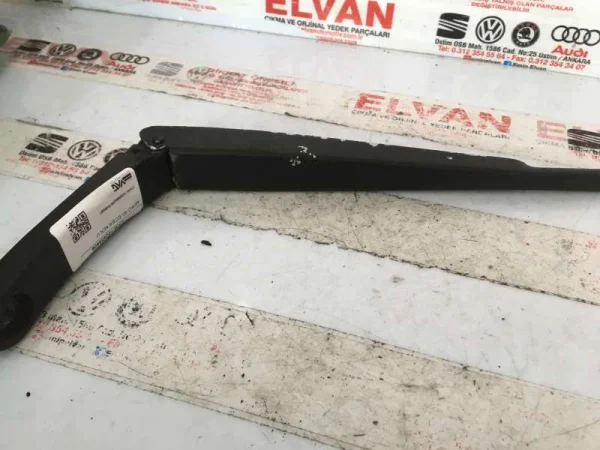 102955409 | Ön Silecek Süpürge Kolu VAG