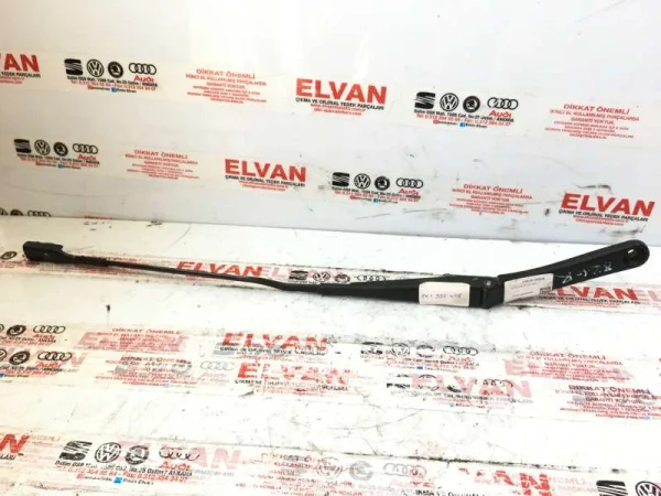 8K1955408 | Audi A4 Sağ Yolcu Silecek Kolu VAG