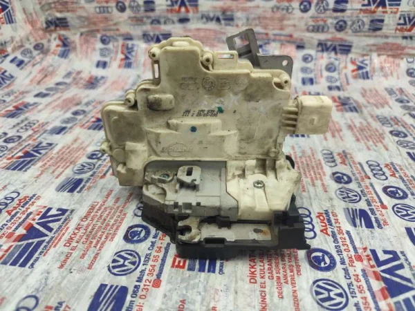 1P0839016 | Seat Leon Arka Sağ Kapı Kilit Mekanizması VAG