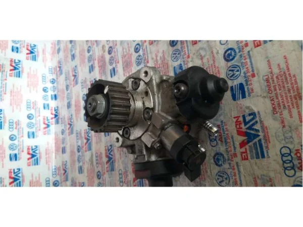 059130755AB | Yüksek Basınç Mazot Pompası | VW Phaeton - Audi A4, A5, A6, Q5, Q7 VAG