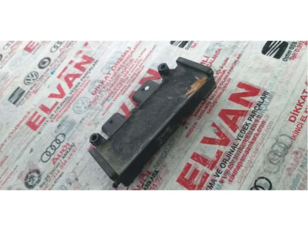 3AA962243D | Bagaj Kapağı Açma Kontrol Ünitesi | VW CC, Passat, Touareg - Audi A6, A7 - Seat Alhambra VAG