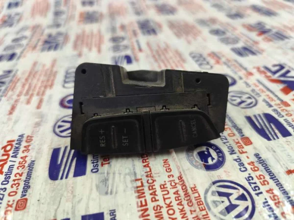 1J0959537F | Direksiyon Kumanda Düğmesi | VW Golf, Jetta, Passat, Transporter - Seat Alhambra VAG