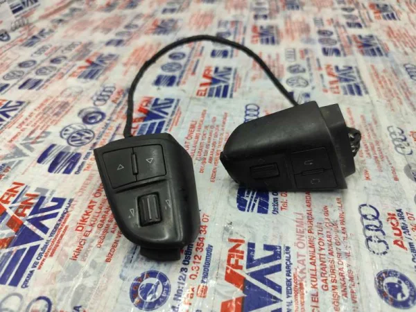 3T0959537 | Direksiyon Kumanda Tuş Takımı | Skoda Octavia, Superb VAG