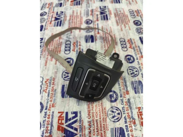 1P0959538D | Direksiyon Kumanda Tuş Takımı VAG