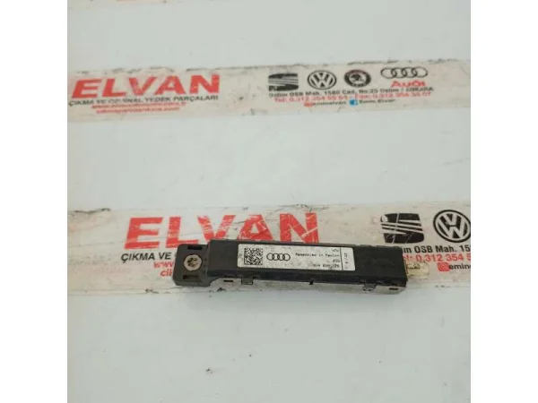 8V4035225 | Arka Sol Üst Anten Güçlendirici Modülü | Audi A3, RS 3 VAG