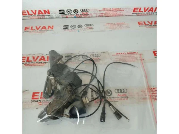 1J0035505A | Anten Tabanı | VW Bora, Golf, Passat, Polo VAG