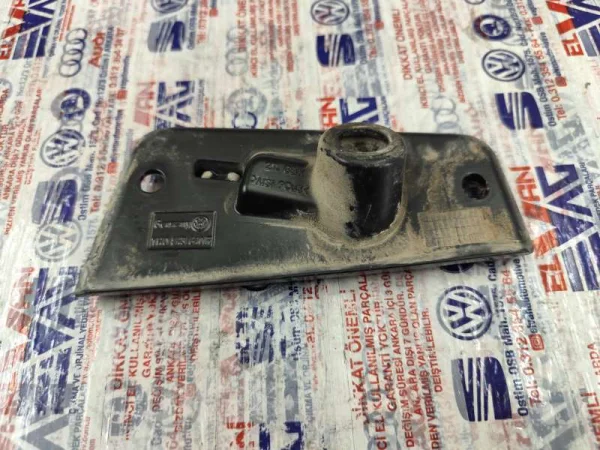 7H0843640F | VW Transporter Sürgülü Sağ Kapı Kilidi VAG