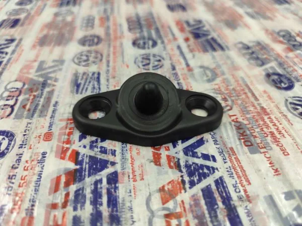 2K0843843 | VW Caddy Sürgülü Kapı Sabitleme Pimi VAG