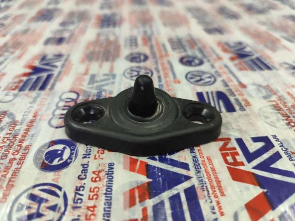 2K0843841 | VW Caddy Sürgülü Kapı Sabitleme Pimi VAG