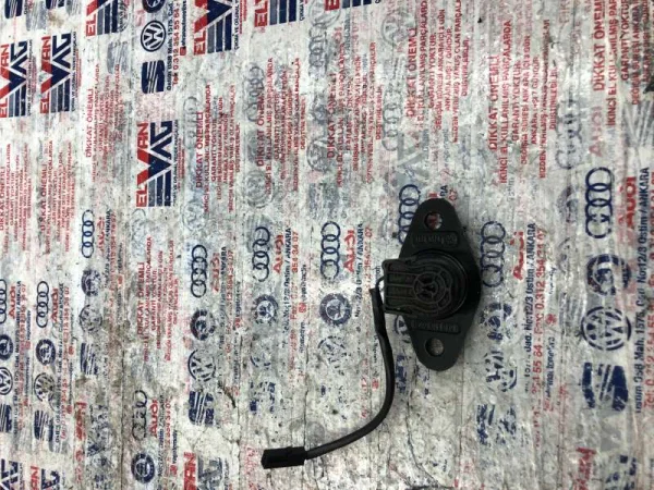 2K0843639 | Sürgülü Kapı Kilit Tutucusu VAG