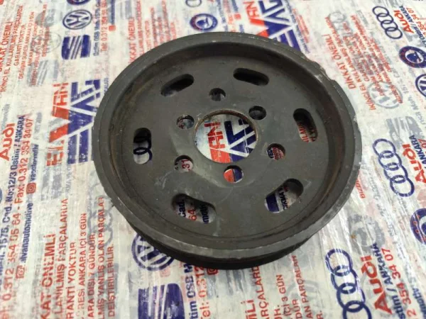 038145255A | Direksiyon Hidrolik Pompa Kasnağı | VW Bora, Caddy - Audi A3, S3 - Seat Alhambra, Cordoba VAG