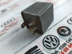 3A0951307 | İkaz Rölesi | VW Caravelle, Golf, Jetta - Audi 100 Serisi, 80 Serisi - Seat Alhambra - 3