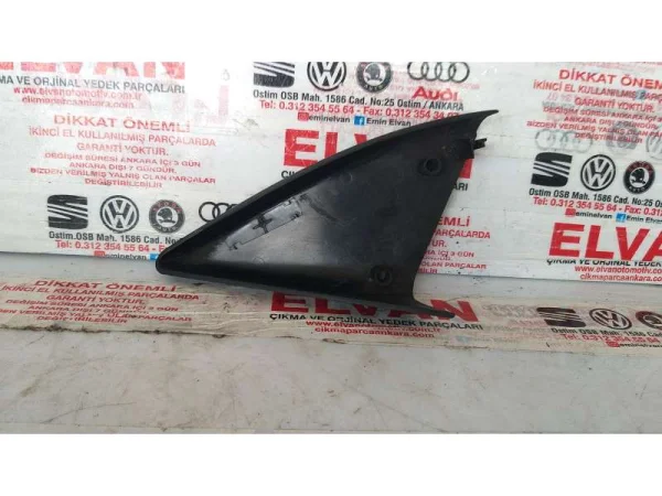 1M0837994A | Seat Leon İç Dikiz Aynası Kapağı VAG