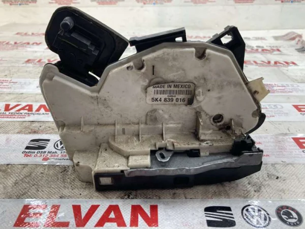 5K4839016R | Arka Sağ Kapı Kilidi | VW E-Golf, Golf, Jetta, Polo - Seat Leon - Skoda Yeti VAG