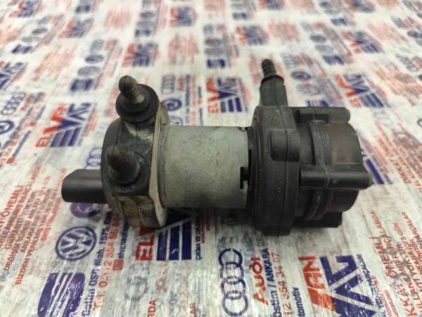 3D0965561D | Elektrikli İlave Su Pompası | VW Golf, Jetta, LT, Passat, Phaeton - Seat Alhambra VAG