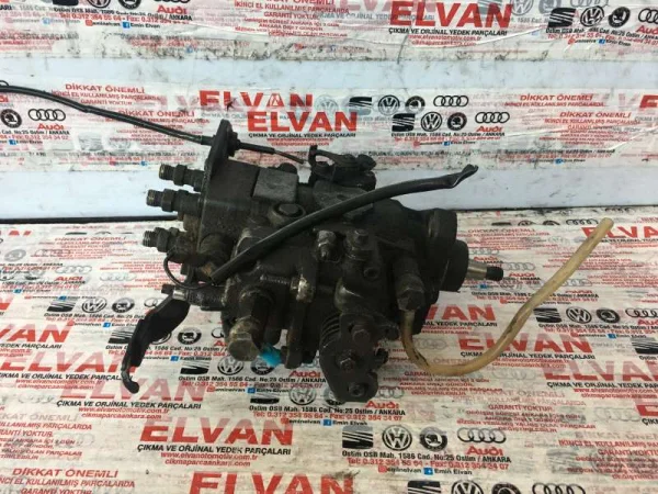 074130108G | VW Transporter Mazot Pompası VAG