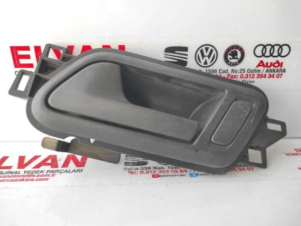 2H0837113 | VW Amarok İç Sol Kapı Açma Kolu VAG