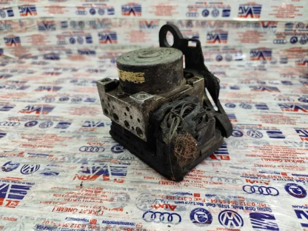 3Q0907379C | ABS Beyni | VW Golf - Seat Leon VAG