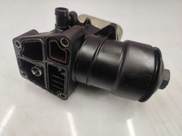 03L115389C | Yağ Filtre Kütüğü | VW Amarok, Caddy - Audi A1, A3 - Seat Alhambra, Altea VAG