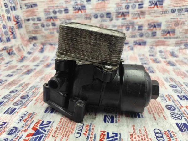 03L115389G | Yağ Filtre Kütüğü | VW Amarok, Caddy - Audi A1, A3 - Seat Alhambra, Altea VAG