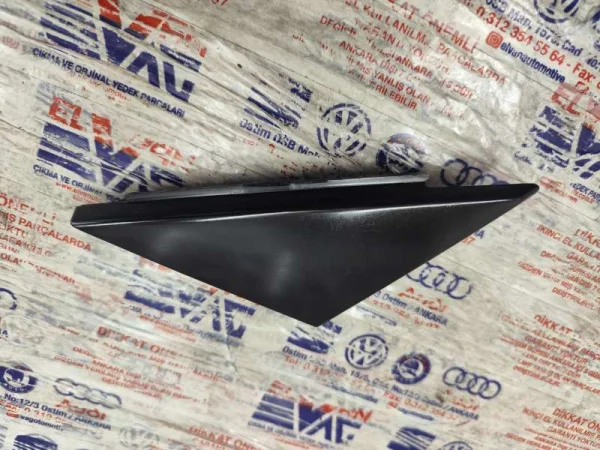 8V4837637 | Sol Ön Kapı Ayna Köşe Kapağı VAG