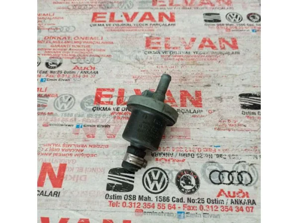 051133517 | Depo Havalandırma Valfi | VW Caddy, Golf, Jetta - Seat Cordoba, Ibiza, Inca VAG
