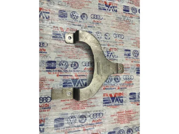 03L131535D | EGR Soğutucu Braketi | VW Amarok, Crafter VAG