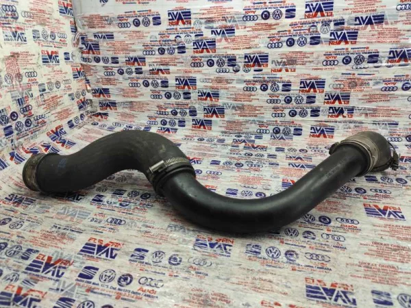 7E0145709C | VW Transporter Turbo Hortumu VAG