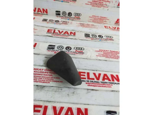 6L4839972A | Sağ Arka Kapı İç Plastik Kaplaması VAG
