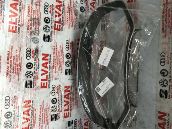 6F0857244D | Gösterge Paneli Çerçevesi VAG