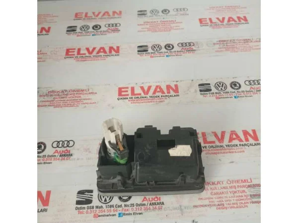 1U0857962 | Skoda Octavia Ön Küllük VAG