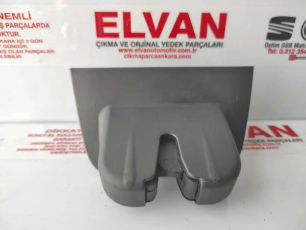 8P3827520A | Audi A3 Bagaj Kilidi VAG