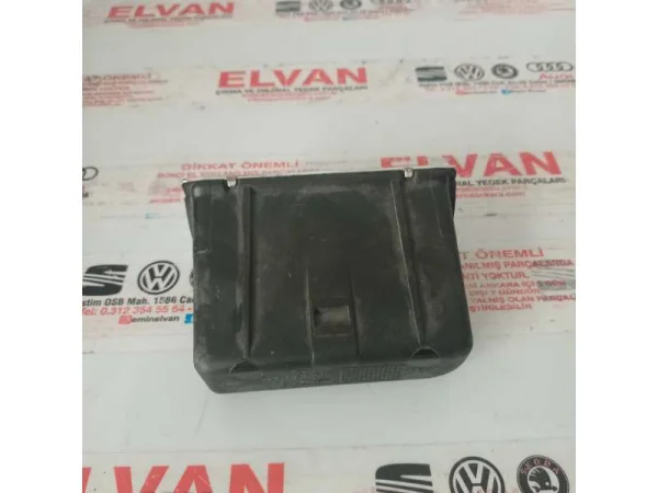 7L6867317 | VW Touareg Arka Küllük VAG