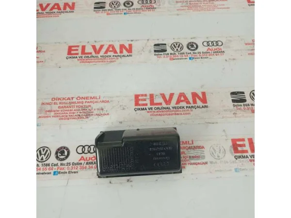 8D0857951 | Orta Küllük VAG
