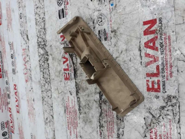3AB857858 | VW Passat Sağ Ön Cam Düğmesi VAG