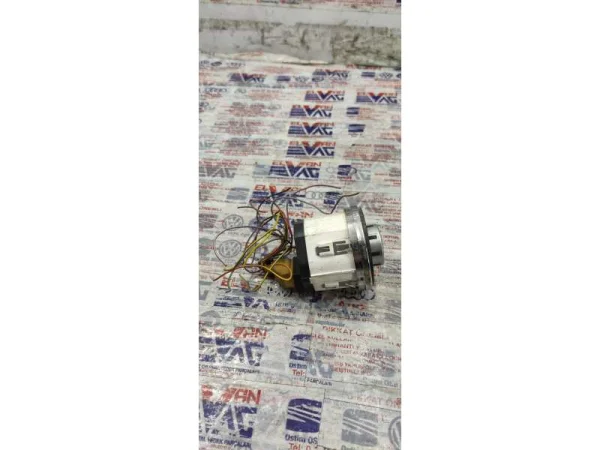 7L6941435R | VW Touareg Diferansiyel Kilit Düğmesi VAG