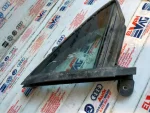 3G0845114F | VW Passat Sağ Ön Kapı Kelebek Camı - 1