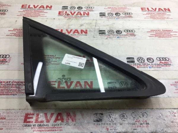 2K0845412F | VW Caddy Ön Sağ Kelebek Camı VAG