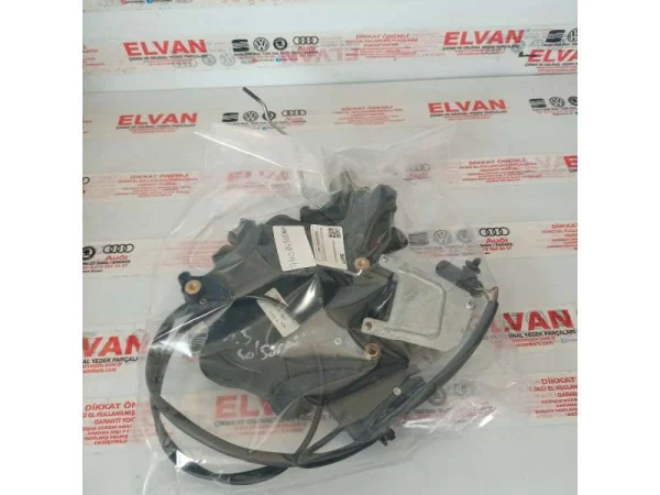 7H0843653BM | VW Transporter Sürgülü Sol Kapı Kilidi VAG