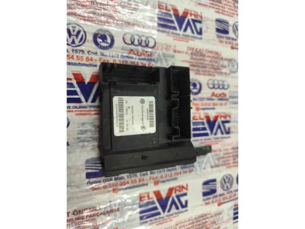 1K0959793 | Sol Ön Kapı Kontrol Ünitesi | VW Caddy - Skoda Octavia VAG