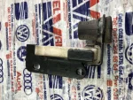 2K0843414A | VW Caddy Sürgülü Sağ Kapı Sabitleyicisi - 2