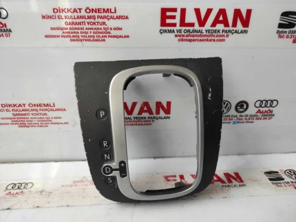 1K1713203Q | Vites Konsolu Çerçevesi | VW Golf, Jetta VAG