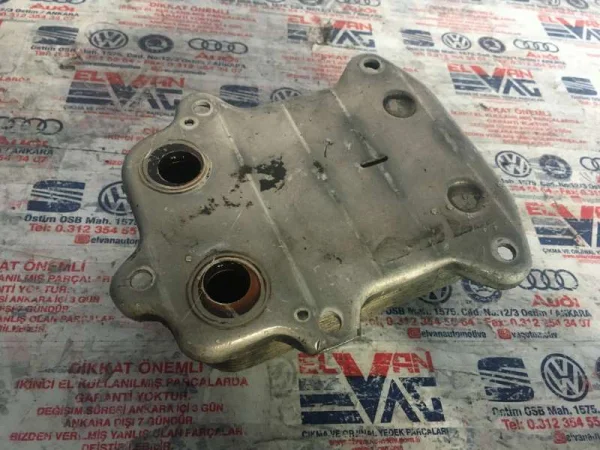 03C117021M | Yağ Soğutucusu | VW CC, Passat, Touran VAG
