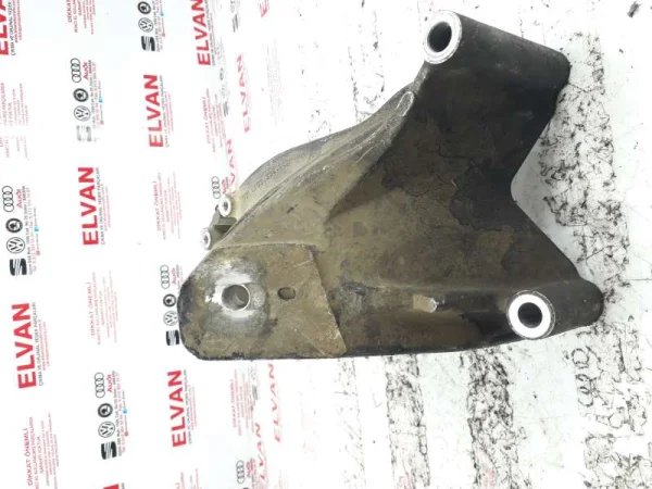 03L199308E | VW Amarok Sağ Motor Takozu VAG