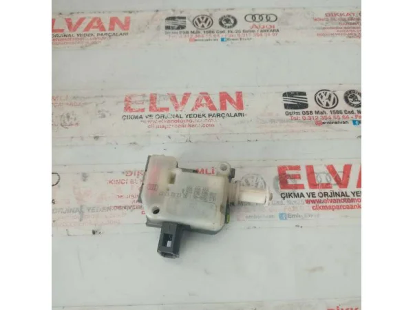 4B9962115B | Bagaj Kilidi | Audi A3, A4, A6 VAG